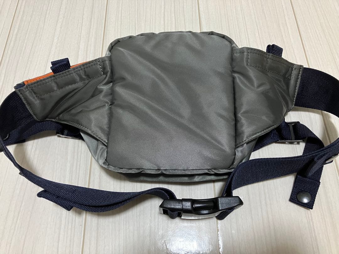 PORTER / PX TANKER ファニーパック　シルバーグレー