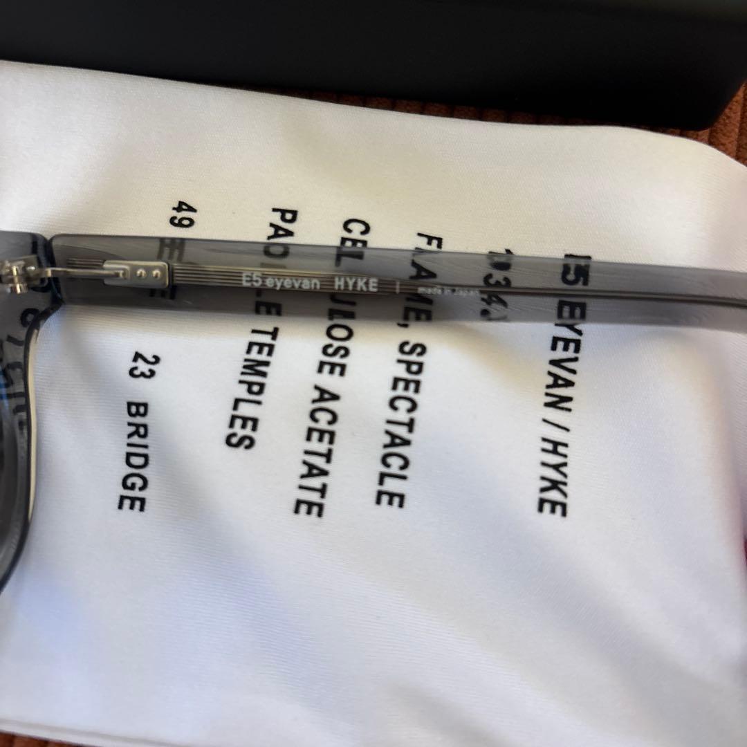 hyke × E5 eyevan グレー　グレーレンズ