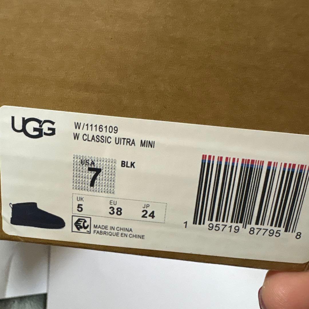 UGG アグクラシックウルトラミニ24cm ブーツ ブラック 黒 ショート