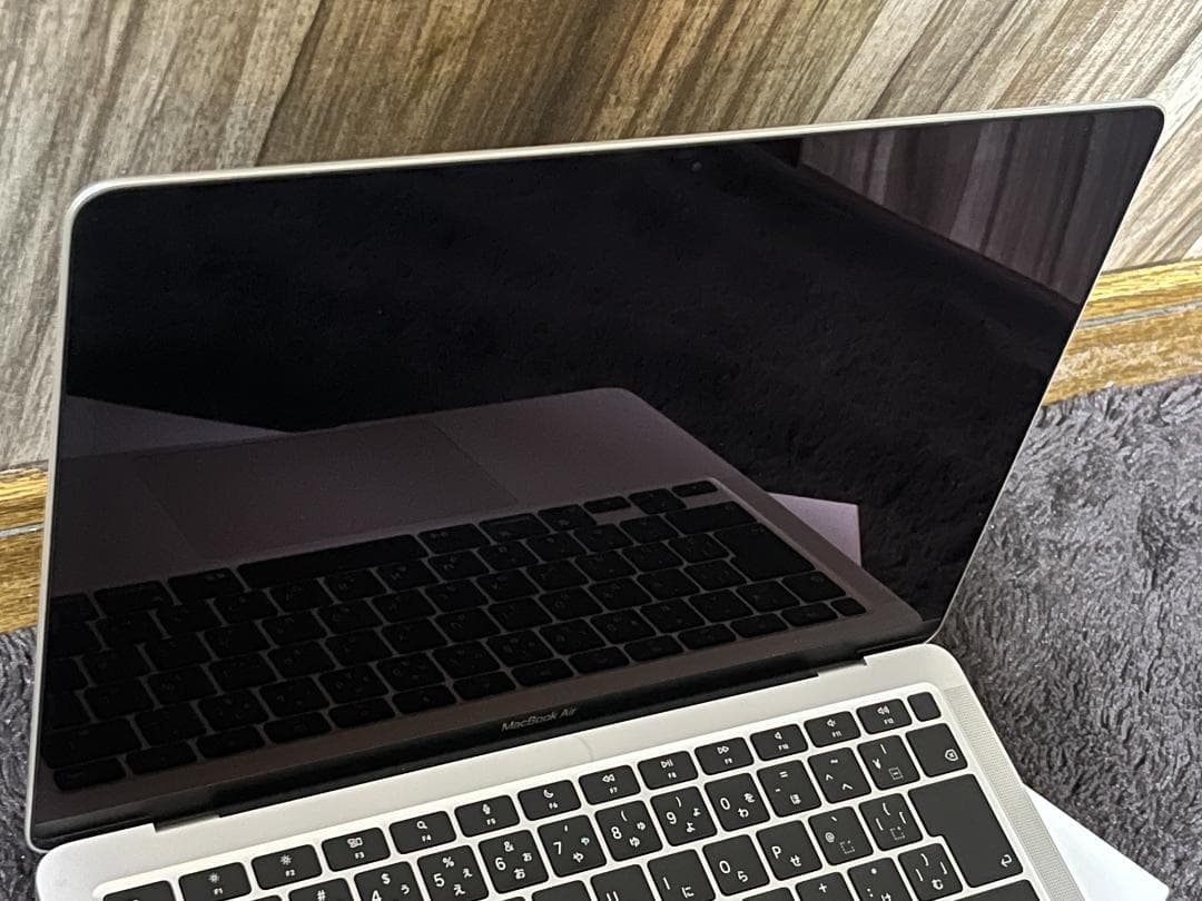 YS 美品 MacBook Air 13.3インチ MGN93J/A