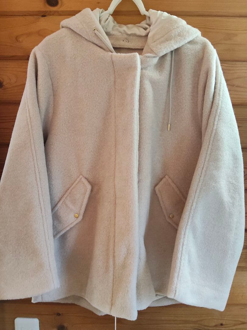 ikka ブークレー2WAYフードコート アイボリー 試着のみタグ付き