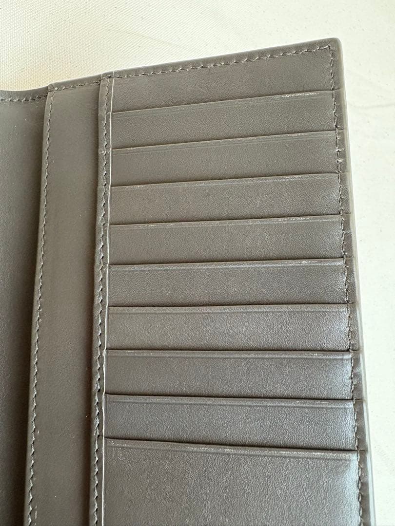 Bottega Veneta 長財布　イントレチャート　レザー　グレー