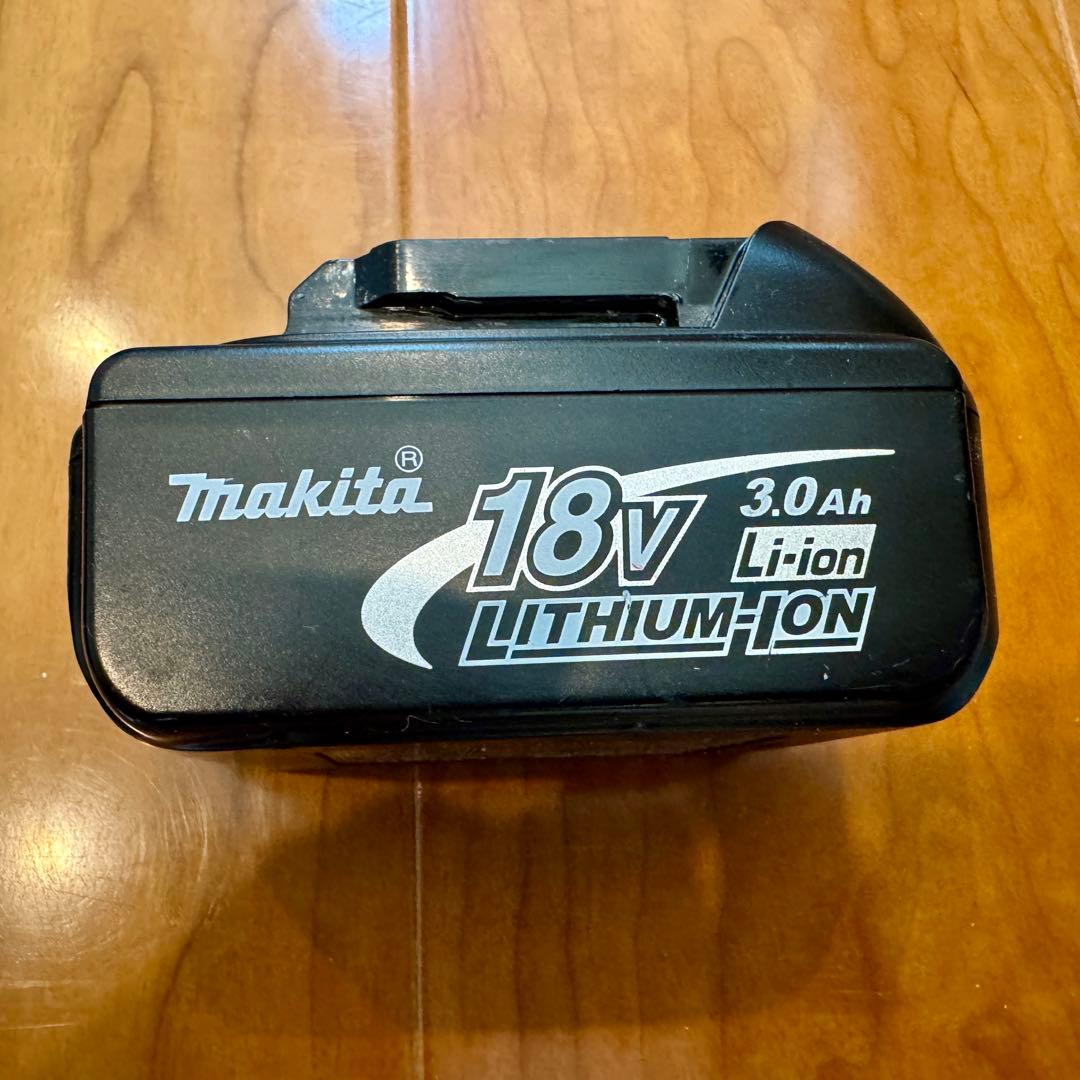 Makita 18V スティッククリーナー CL182FD
