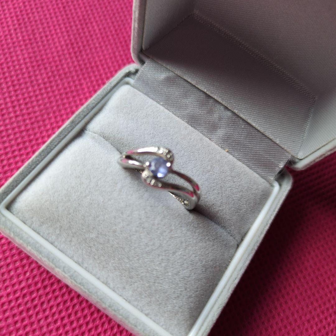 ♥　沈丁花❤pt900 天然タンザナイト・リング　12号 w3.3g