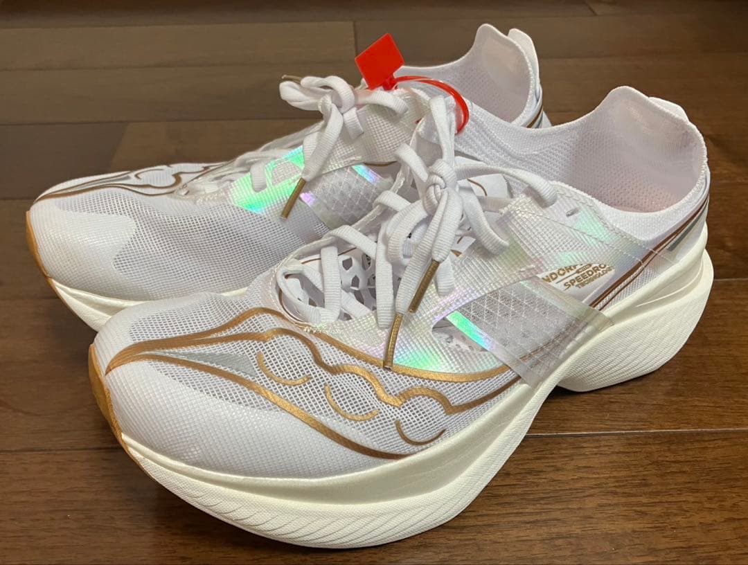 最終値下 未使用品 Saucony エンドルフィンエリート 27cm