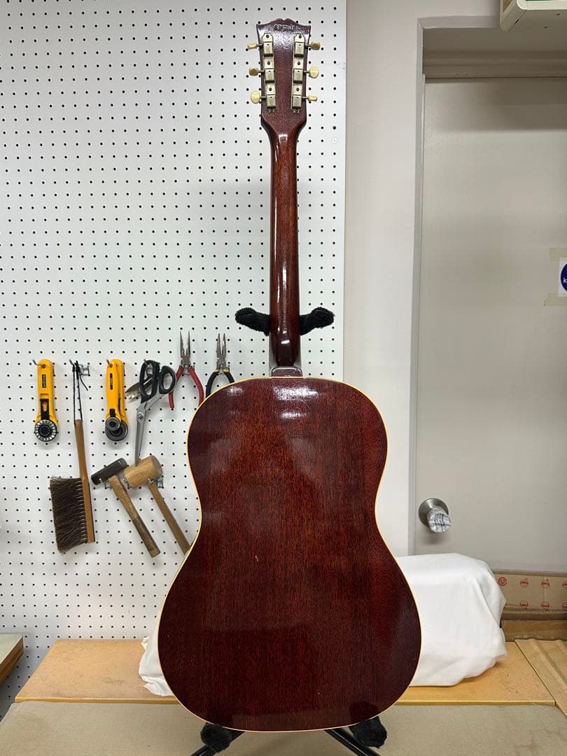 1967年製Gibson B-25チェリーサンバースト オリジナルハードケース付