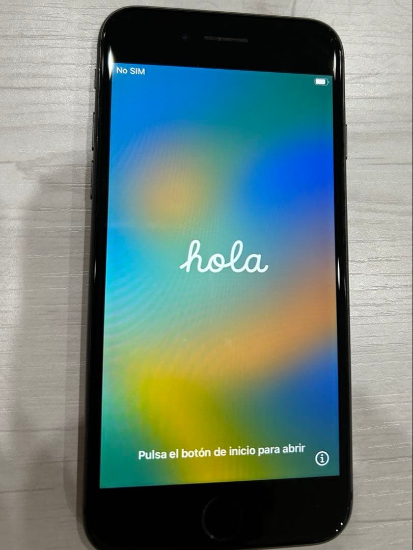 iPhone8 本体　256GB