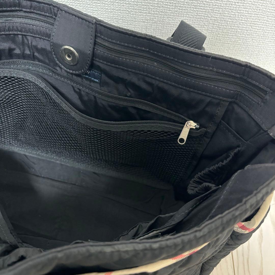 Burberry ブラック マザーズバッグ