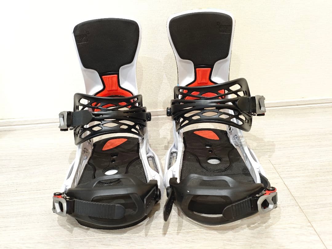 Burton CARTEL X ESTビンディング M バートンバインディング