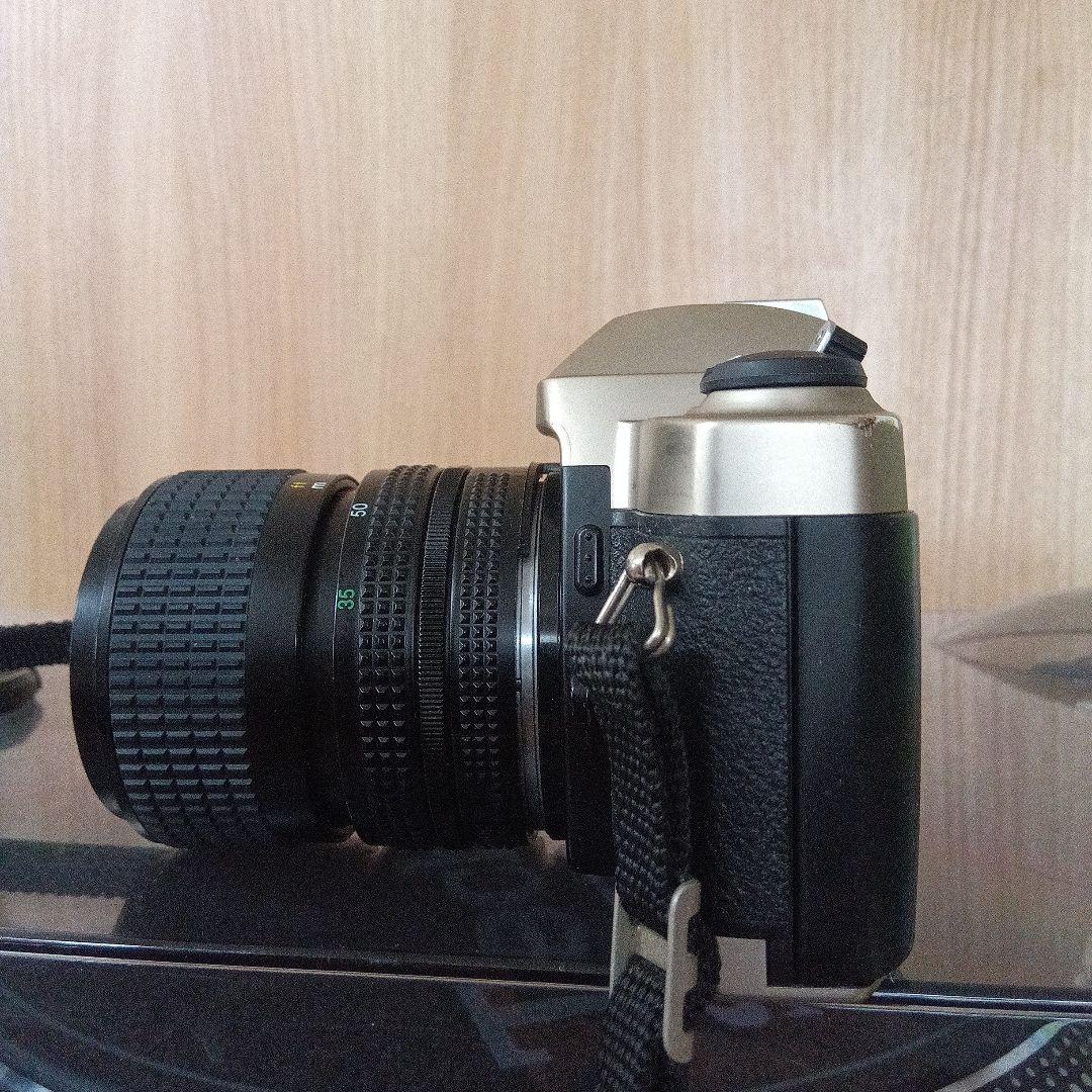 Nikon FM10 一眼レフカメラ　美品　カラーネガフィルム1本おまけ付き