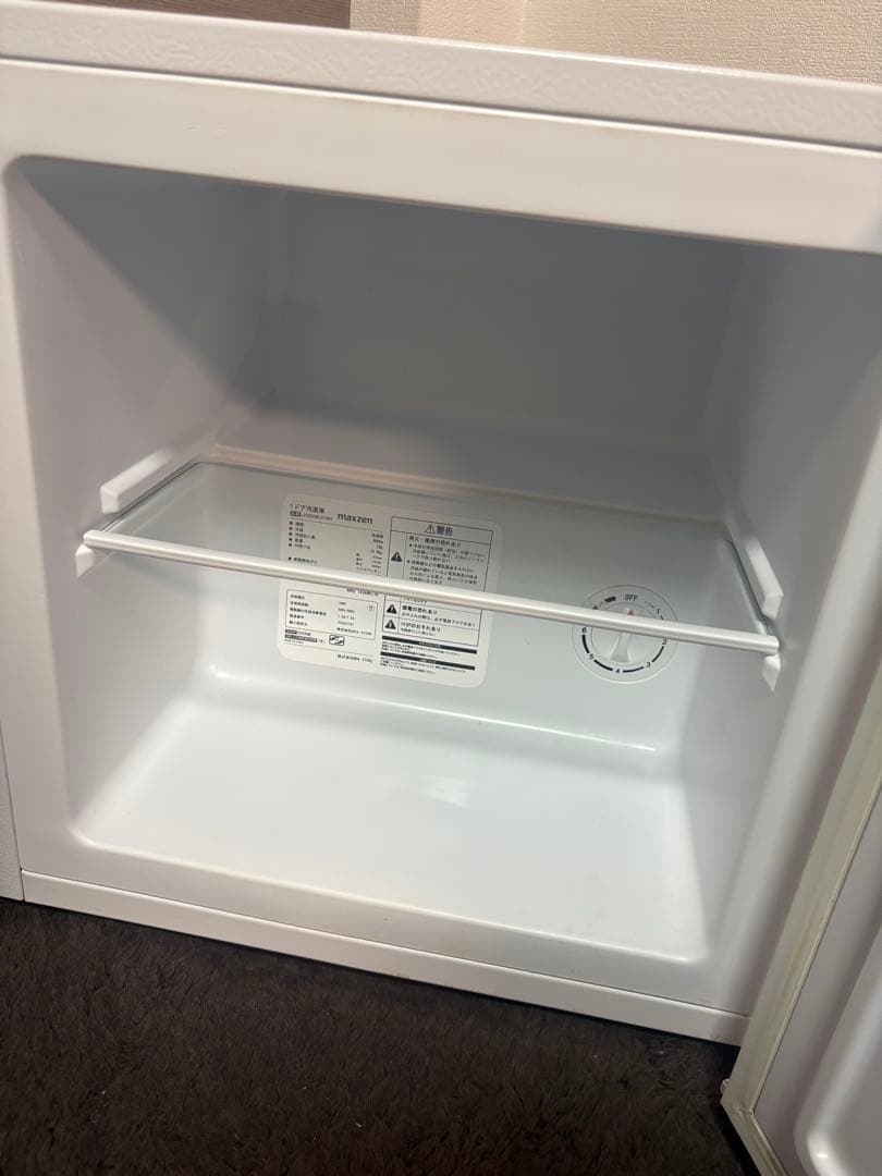 小型冷凍庫　MAXZEN JF032ML01ＷＨ　32L 2020年製
