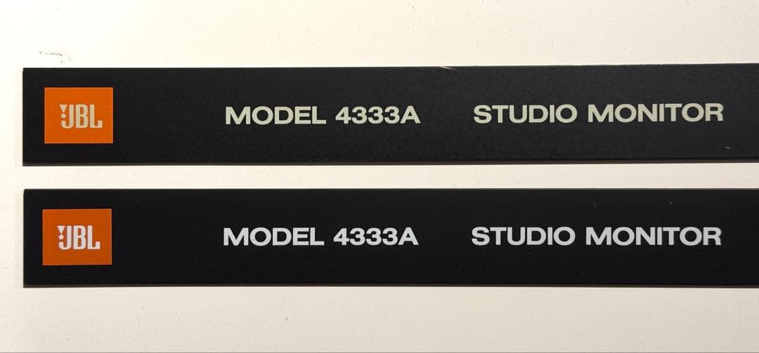 JBL 4333A グリルエンブレム・ロゴプレート中古2枚＋新品金具4個セット