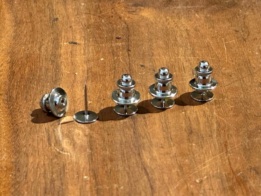 JBL 4333A グリルエンブレム・ロゴプレート中古2枚＋新品金具4個セット