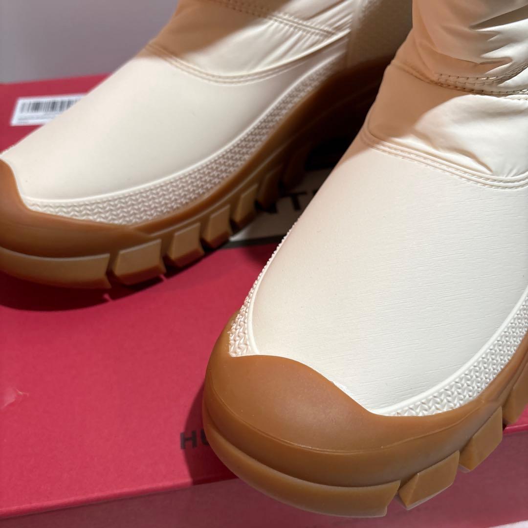 ハンター HUNTER スノーブーツ ホワイト サイズ8　25.0ｃｍ防寒　防水