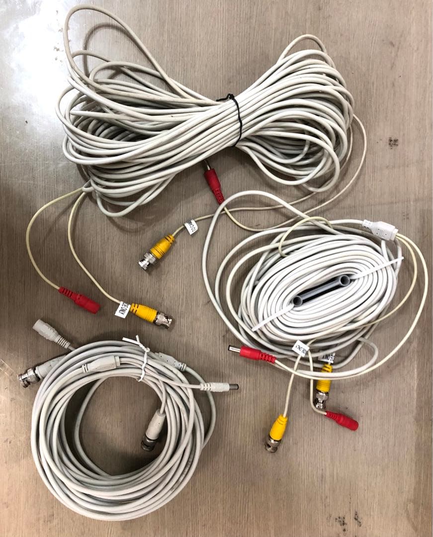 【訳あり品】 アナログ 防犯カメラ3台 DVR セット 新古品 1TB HDD付