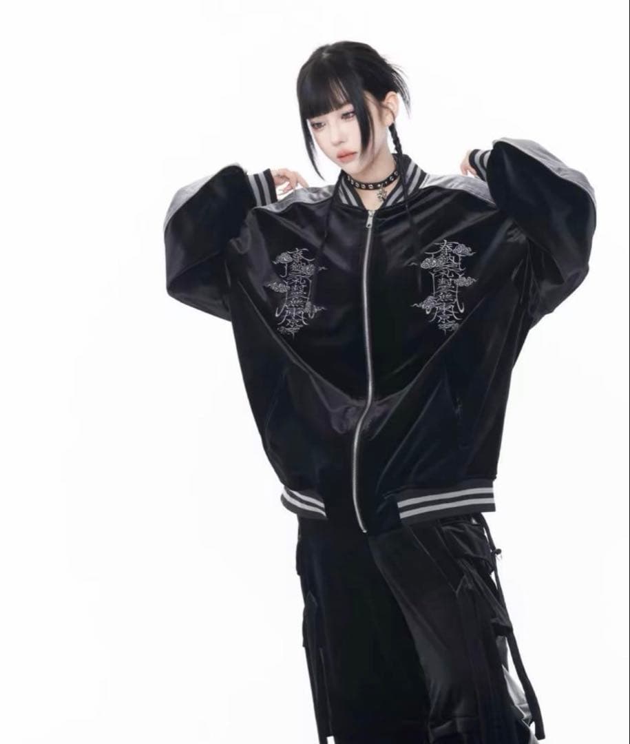 【最終値下げ】REFLEM ドラゴン刺繍 ベロア スカジャン 黒 シルバー