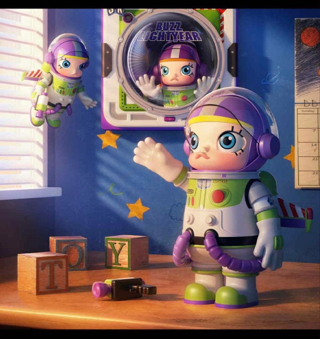 MEGA SPACE MOLLY BUZZ 400%「未開封」