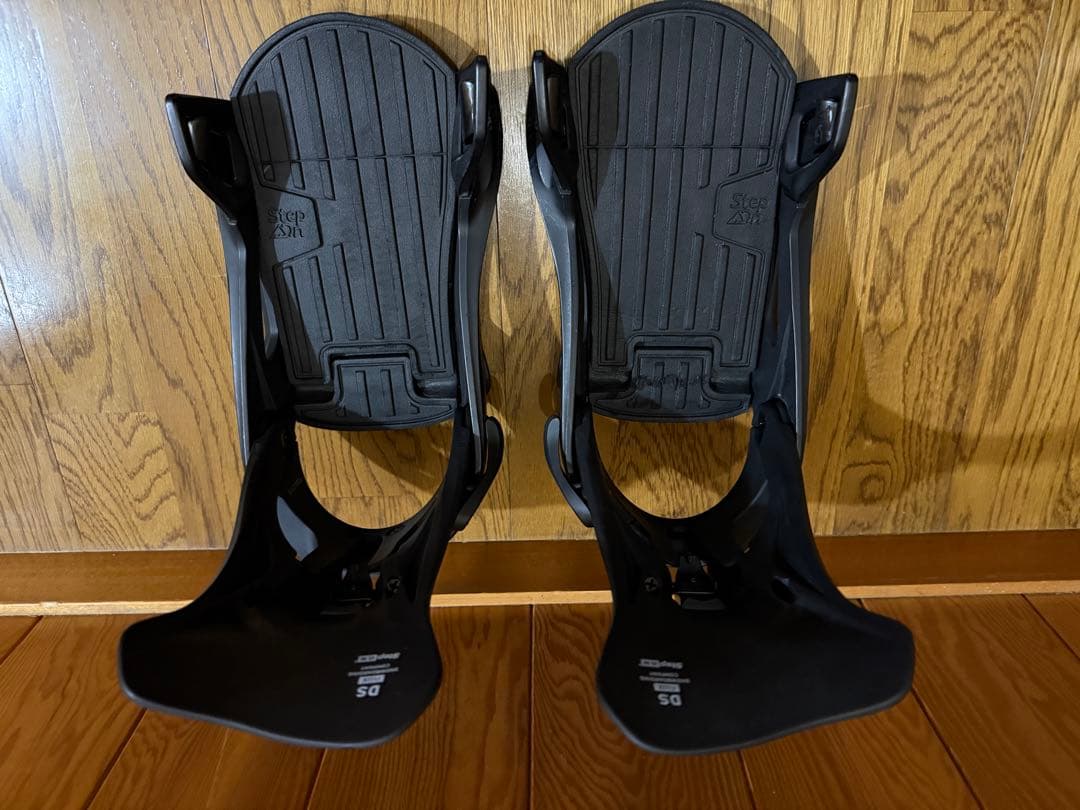 最終価格BURTON STEP ON ベース+FLUX ハイバックの組合セットM