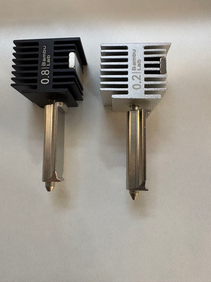 Bambu A1 Combo 3Dプリンター とエンクロージャー 純正ノズル５種
