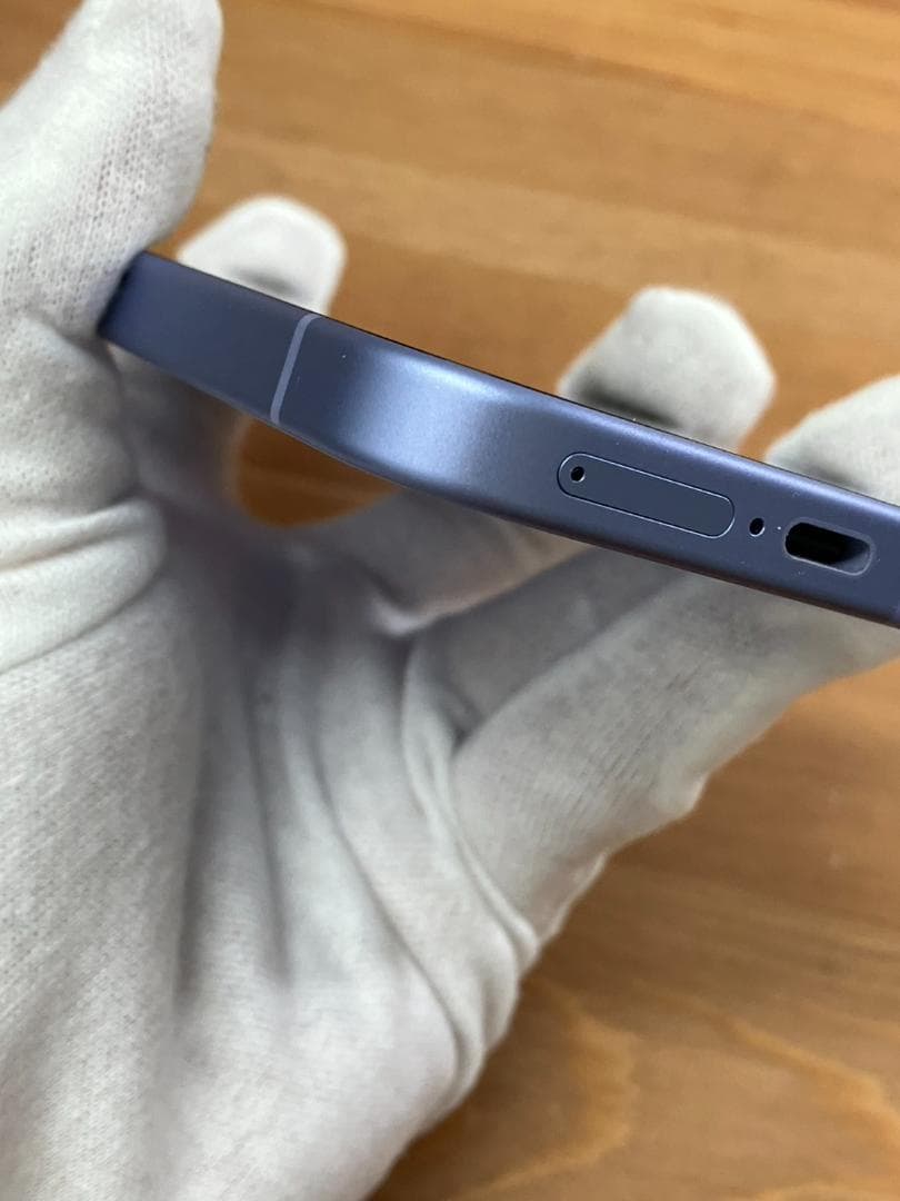 ほぼ未使用　Google Pixel 9a 128GB　アイリス