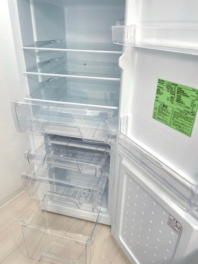 極美品！一人暮らし冷凍冷蔵庫142Lコンパクト大容量アイリスオーヤマホワイト白