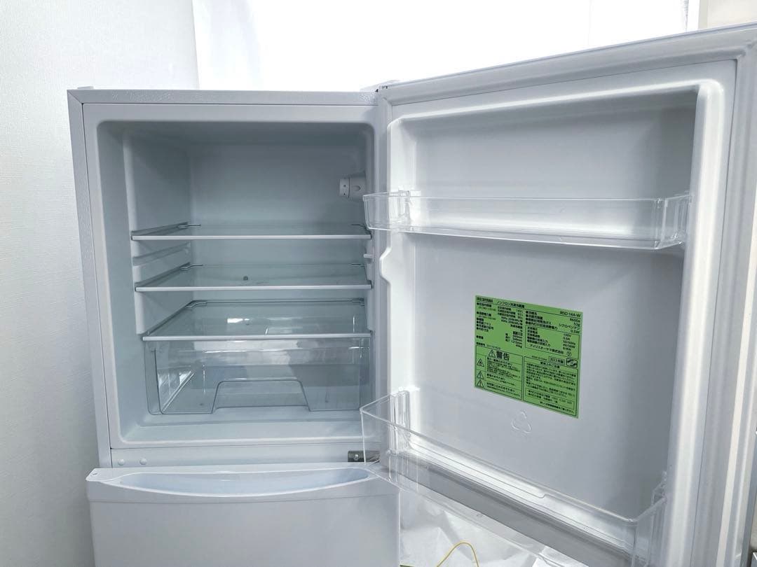 極美品！一人暮らし冷凍冷蔵庫142Lコンパクト大容量アイリスオーヤマホワイト白