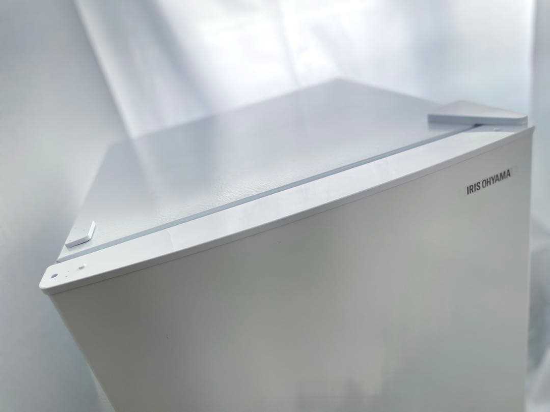 極美品！一人暮らし冷凍冷蔵庫142Lコンパクト大容量アイリスオーヤマホワイト白