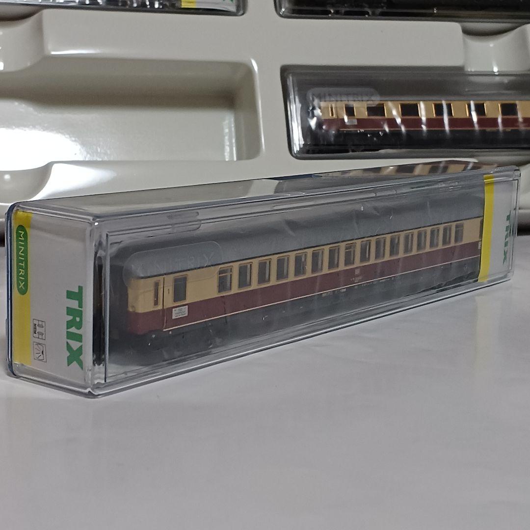 サ*ン様 ミニトリックス Nゲージ 西ドイツ ラインゴルト 客車５両セット