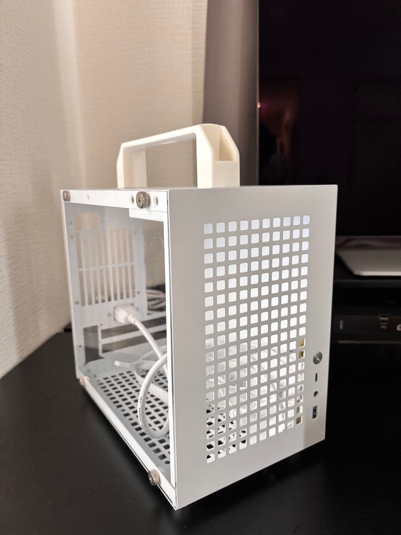 Mini-ITXケース + SFX電源 + CPUクーラー