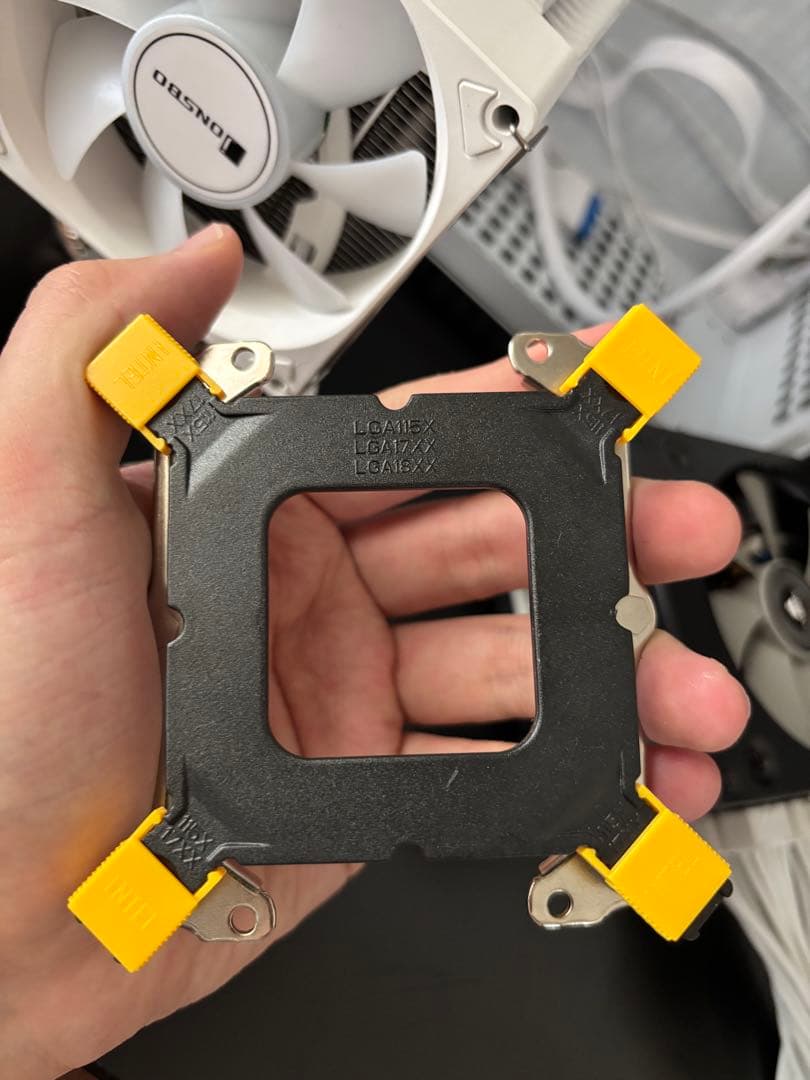 Mini-ITXケース + SFX電源 + CPUクーラー