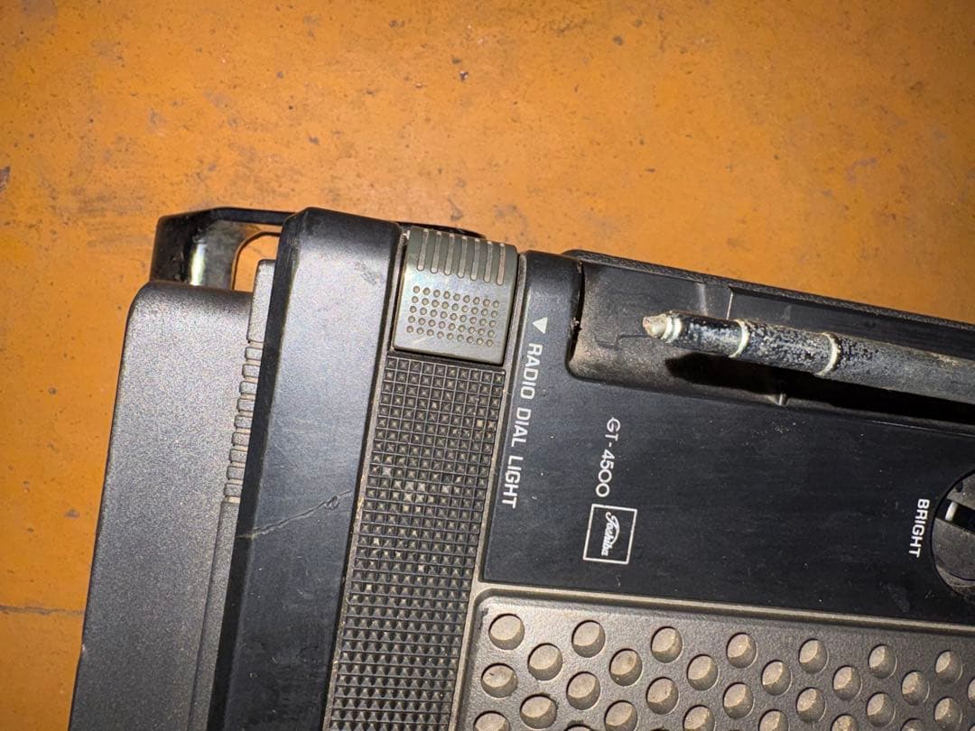 TOSHIBA GT4500 白黒テレビ付きラジカセ