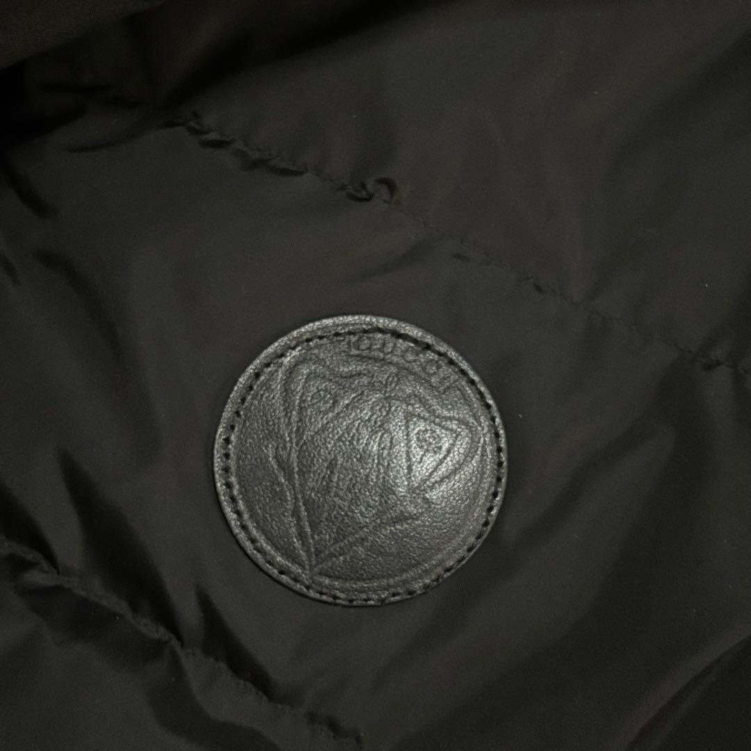 【裏地総柄❗️】GUCCI ダウンジャケット　ワッペンロゴ　ブラック　46 M