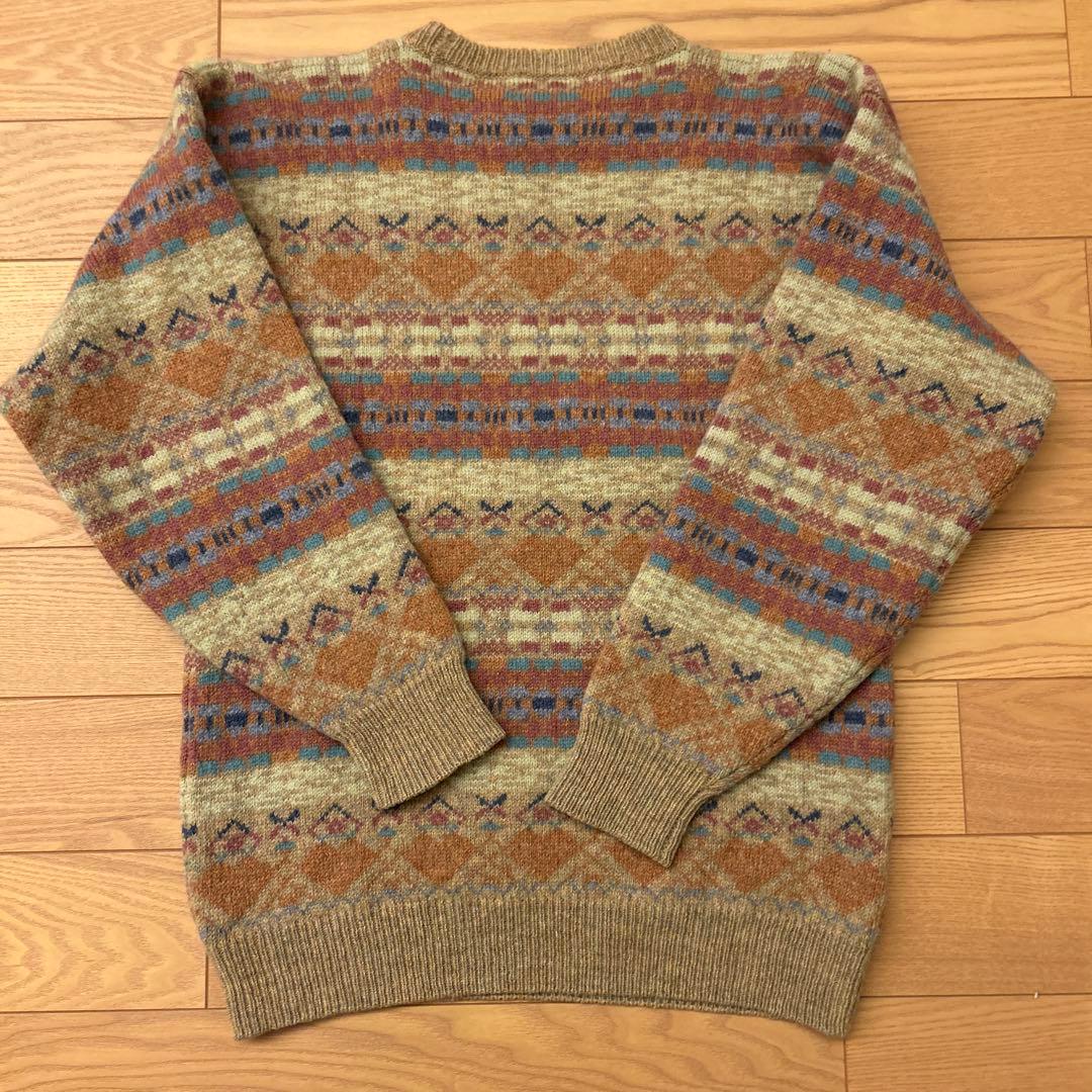 【MACALA STAIR】スコットランド製　ウール100%柄ニット