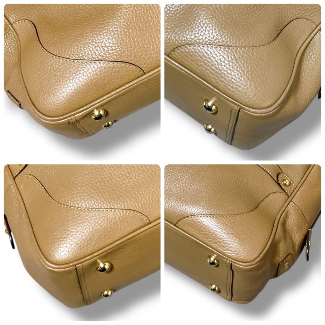 J&M DAVIDSON 肩掛け可 自立 ミア ボストンバッグ ライトブラウン