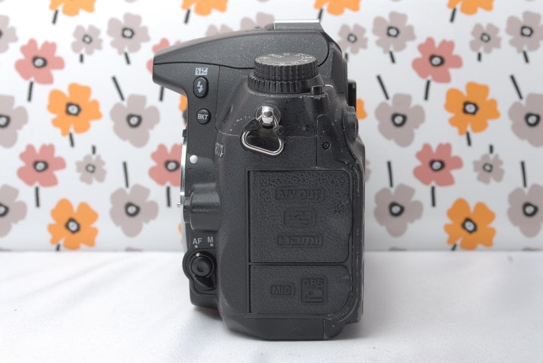 Nikon D7000❤スマホ転送❤高機能＆高速連写❤超望遠レンズ❤カメラバッグ