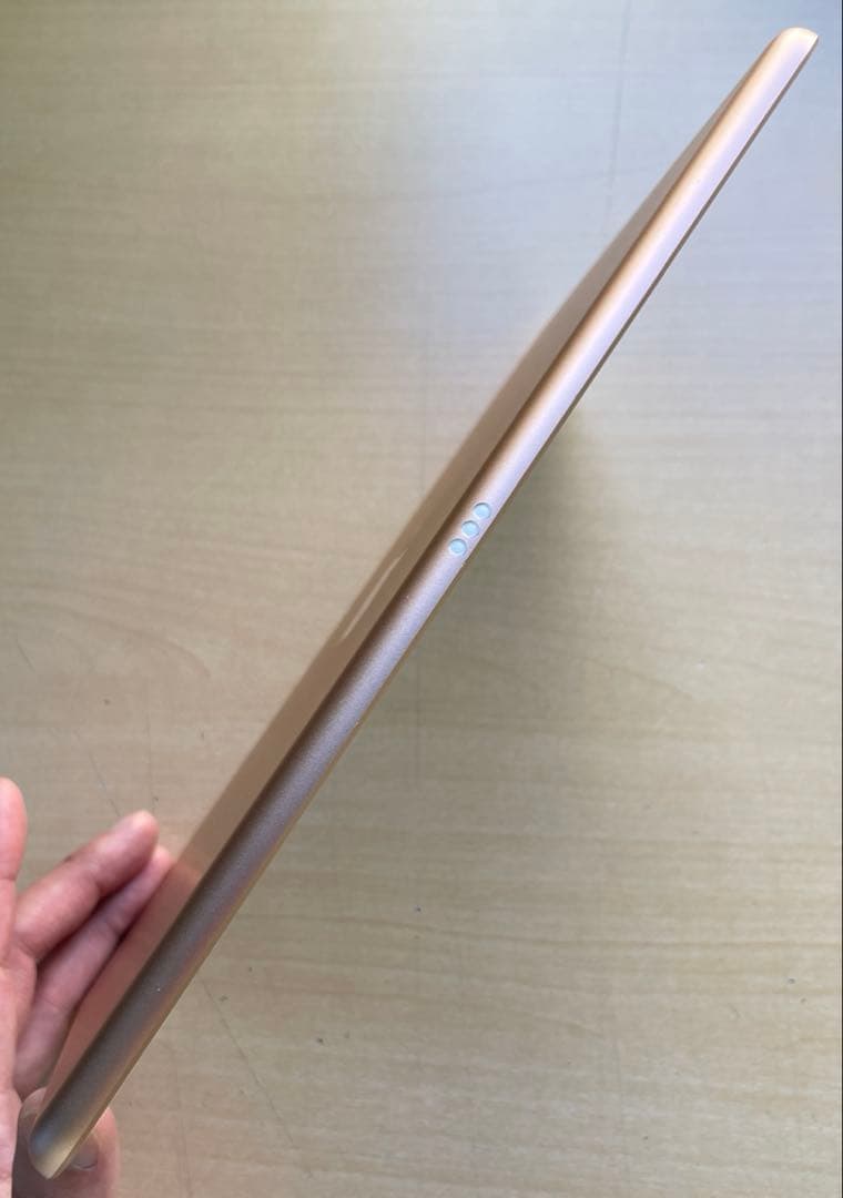 iPad 第7世代　A2197 Wi-Fiモデル　ゴールド　128GB 美品#6