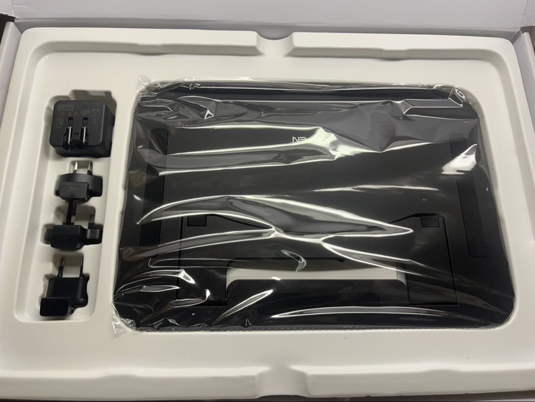 【美品】XP-PEN Artist 15.6 Pro 液晶ペンタブレット本体