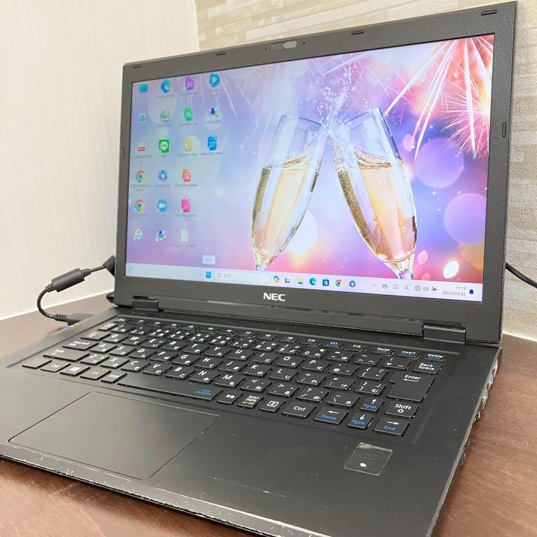 ノートパソコン NEC SSD128GB　Core i5 画質良！速い！