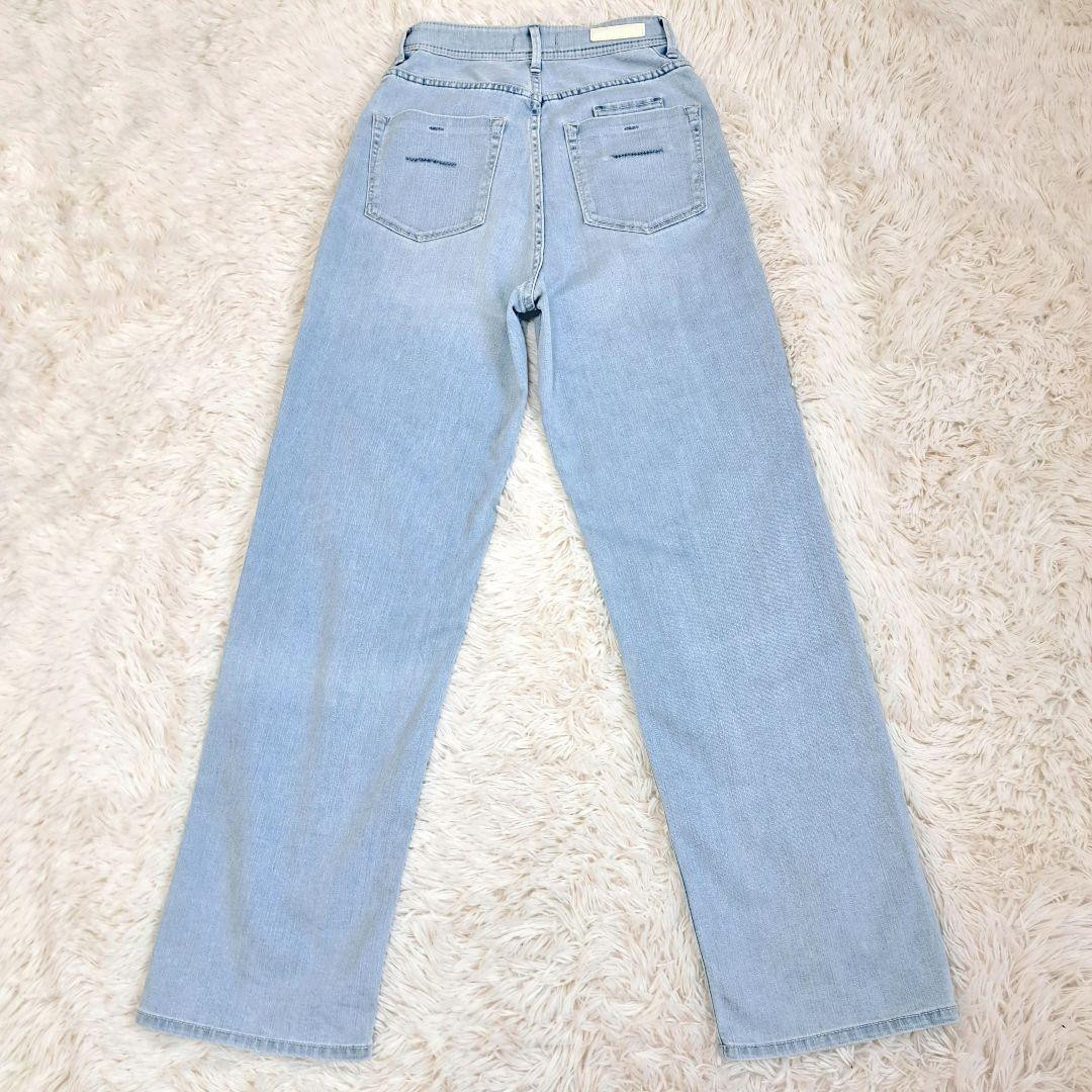 【美品】YANUK LEA 24 Really Light