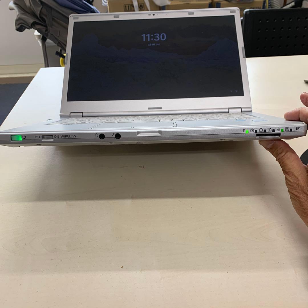 panasonic ノートPC 12GB メモリ、1TB SSD、DVD