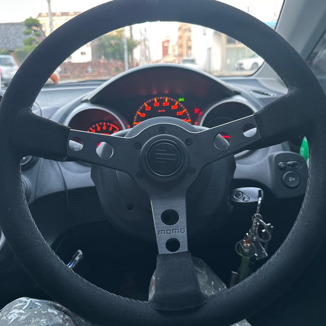 MOMO BLACK EDITION ステアリングホイール