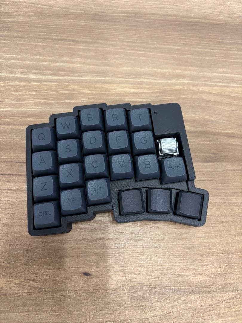 bluemoonroBa 分割型キーボード BLE接続可 トラッく