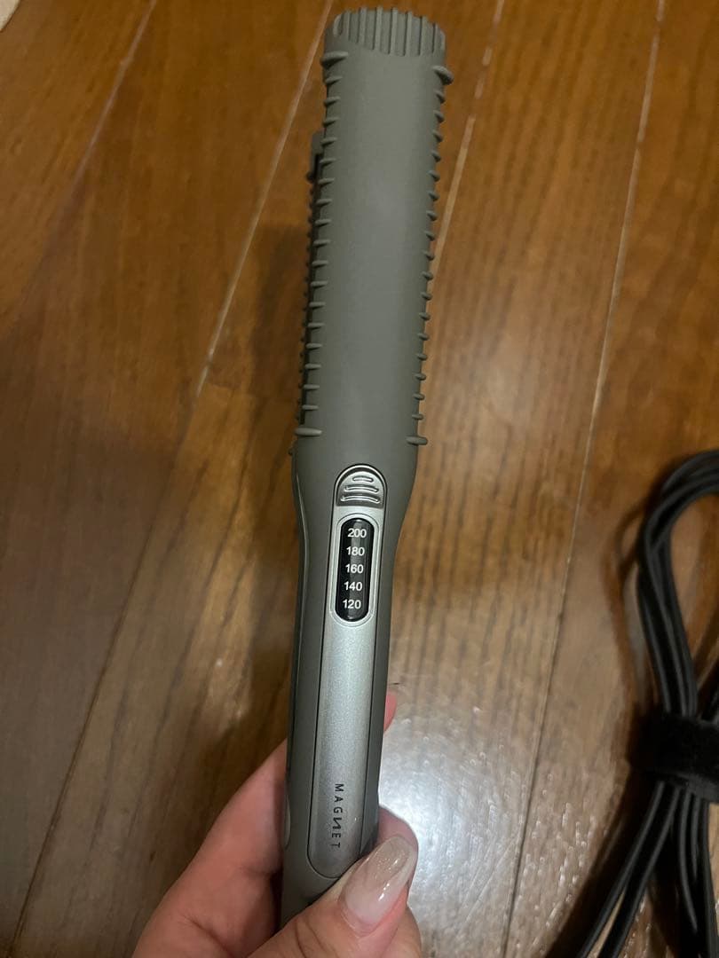 MAGNET ヘアアイロン　美品