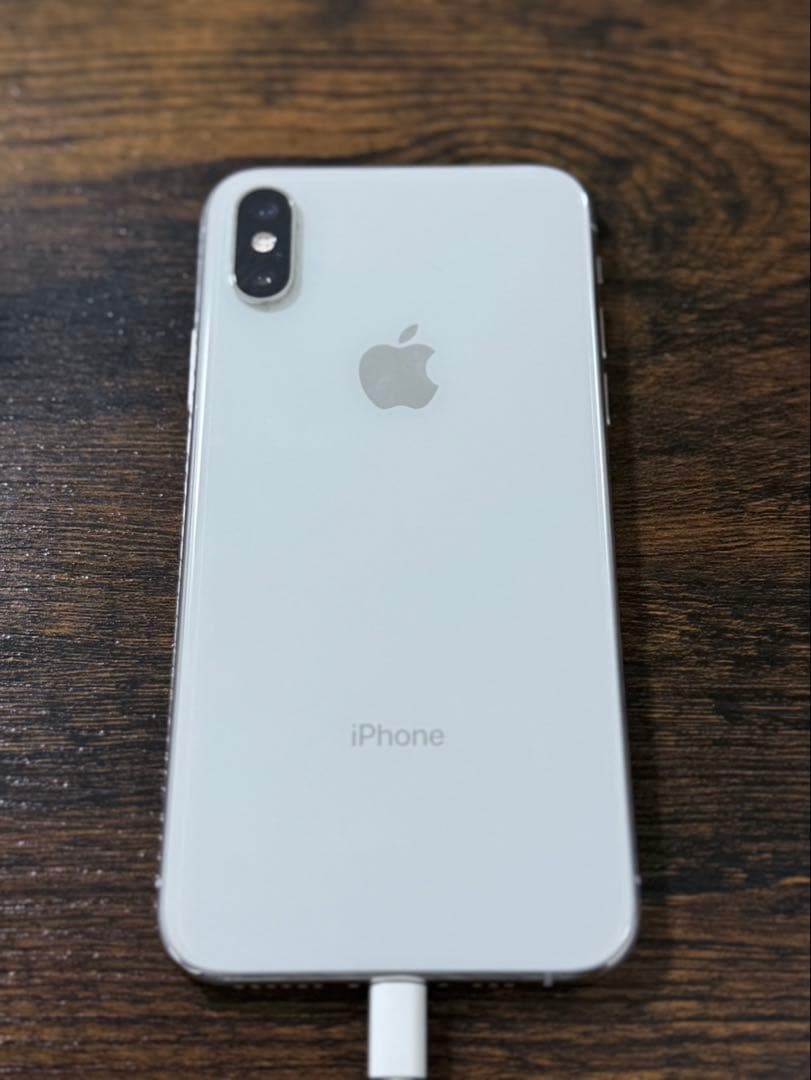 【画面割れ】iPhoneXS 64GB