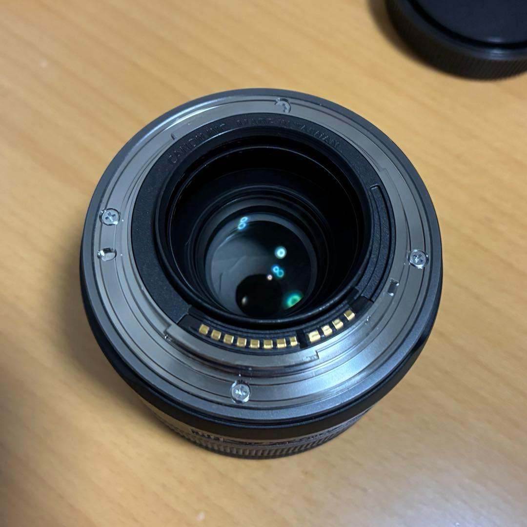 Canon (キヤノン) RF35mm F1.8 マクロ IS STM