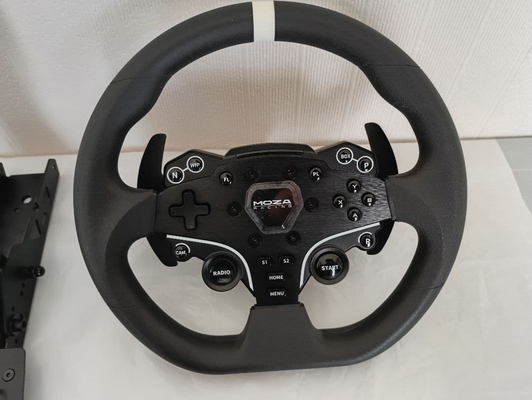 MOZA R3　ハンコン　ダイレクトドライブ　別売のクラッチペダル付き