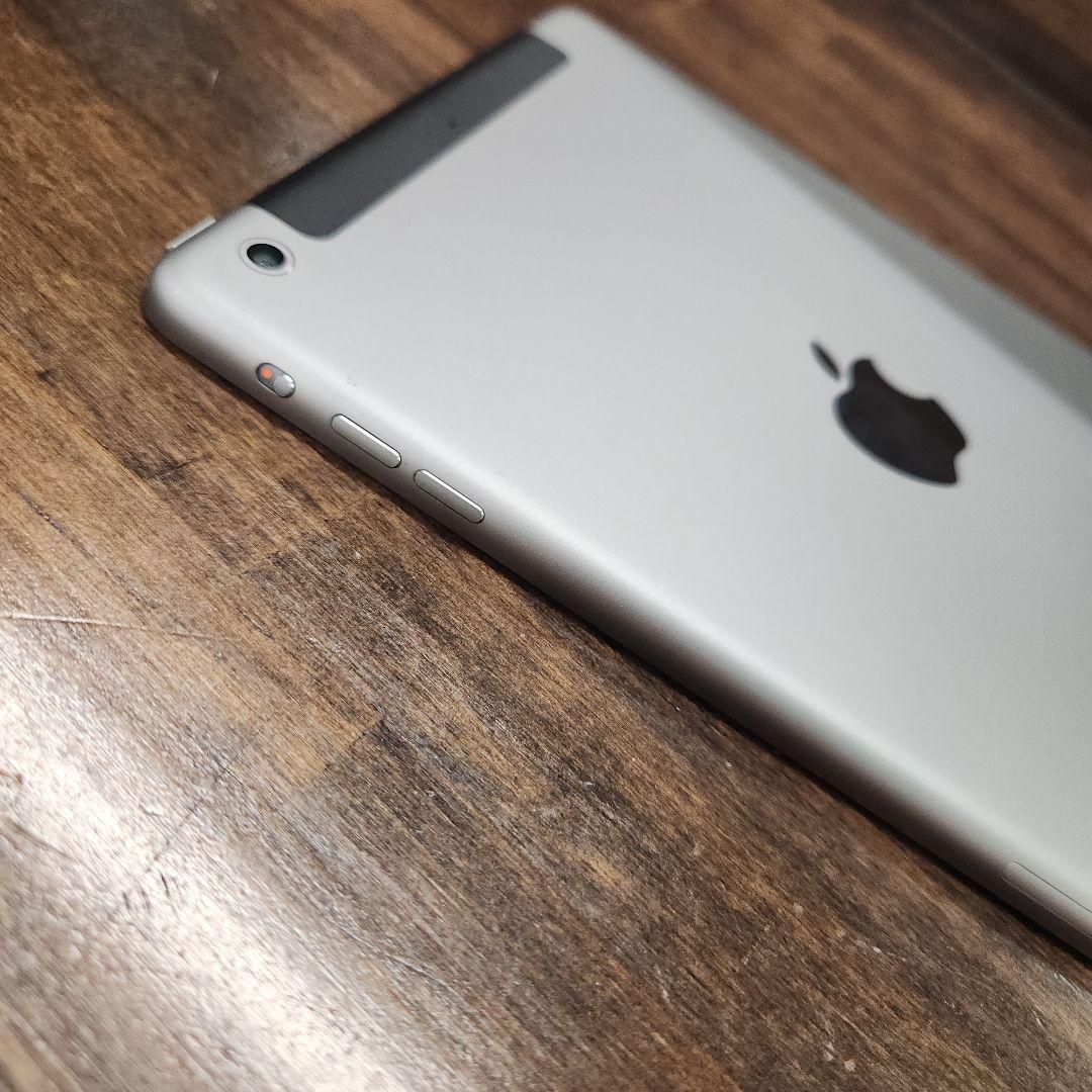 iPad本体 iPad mini 2 128GB A1490