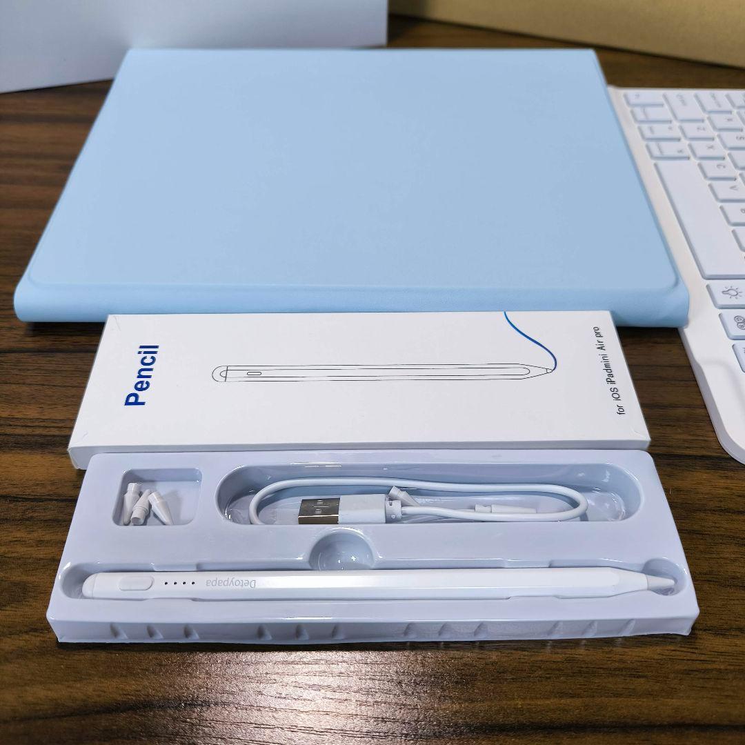 iPad 第6世代 Simフリー 128GB ケースとキーボード、タッチペン