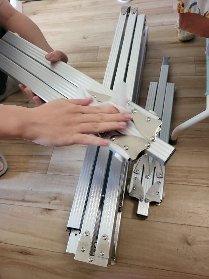 ちむ アルミ製折りたたみ式プロジェクタースクリーン