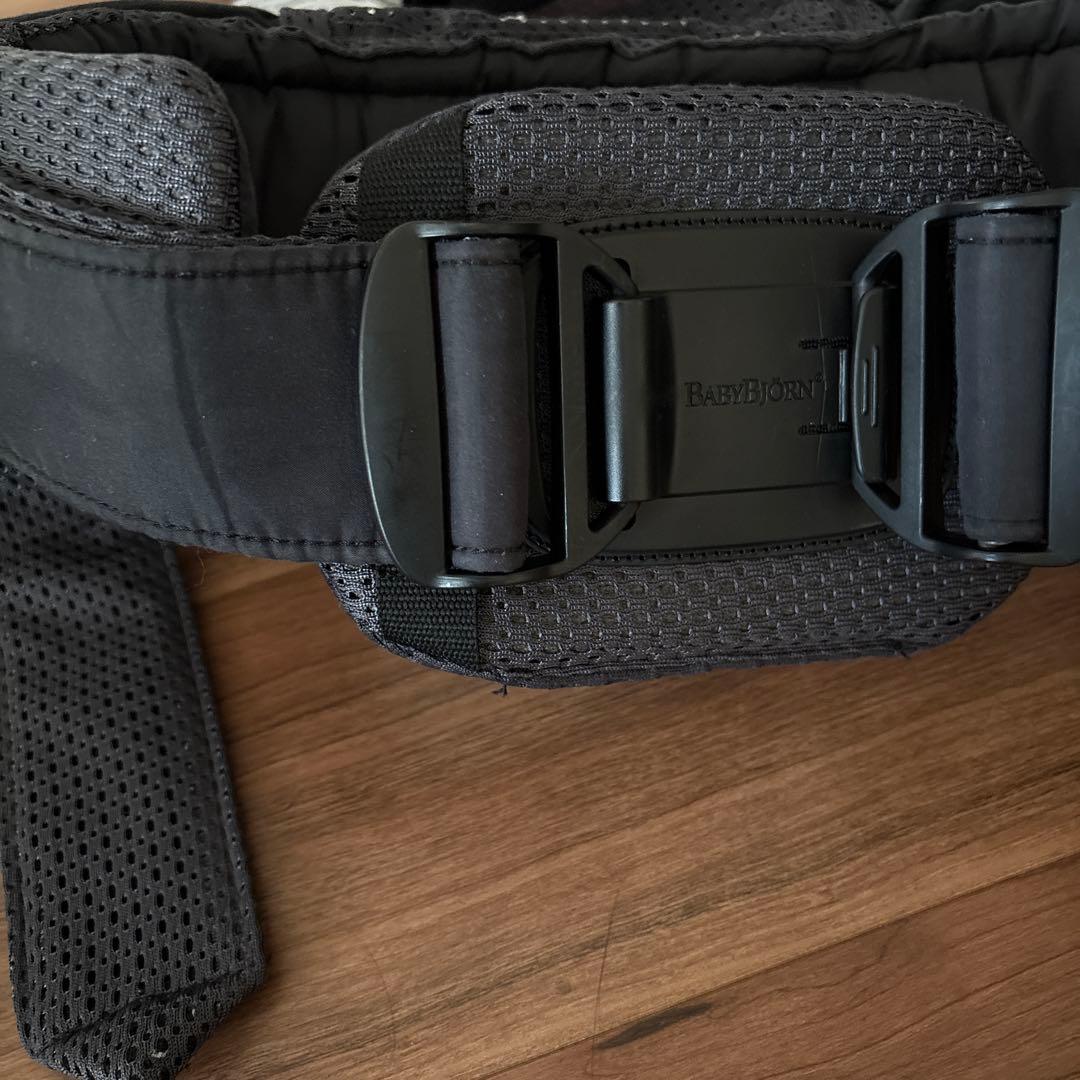 BABYBJÖRN 抱っこひも HARMONY グレー　アンスラサイト
